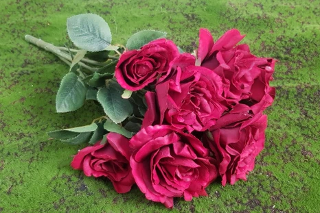 Kytica ruží Columbia