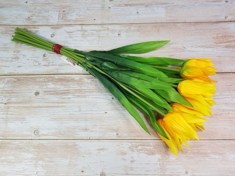 Kytica tulipánov 12ks yellow