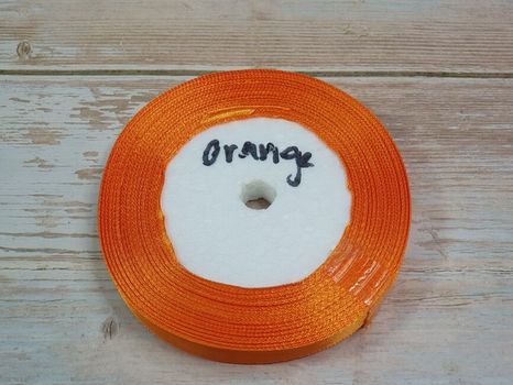Stuha saténová Orange 1,2cm
